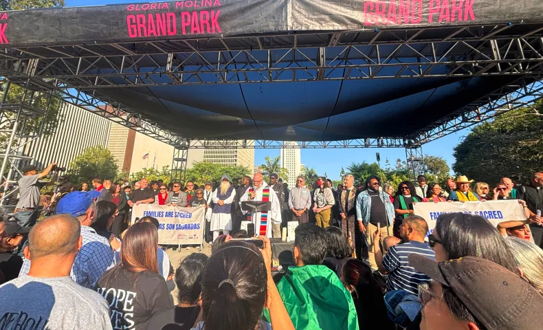 Photo of an interfaith vigil in Los Angeles
